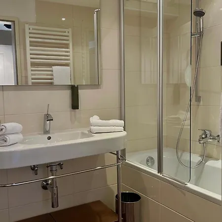 Strandhotel Margaretha Отель 4*